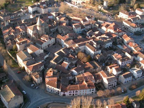 ag3 immobilier gaillac/ Monestis charmant village du tarn