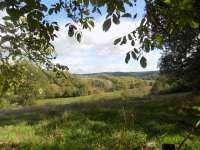 Immobilier Tarn. Sur la commune de Puycelsi, terrain avec CU de 4067 m² , très jolie vue.