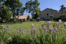Immobilier Tarn. Entre Cahuzac et Cordes sur Ciel propri?t? de 300 m? env de SH, 6 chambres, d?pendances, piscine, sur 4.3 hectares